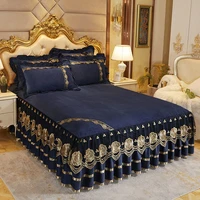luxury bedspread on the bed wedding bed sheet lace bed skirts crystal velvet fabric king queen size bed covers with pillowcases