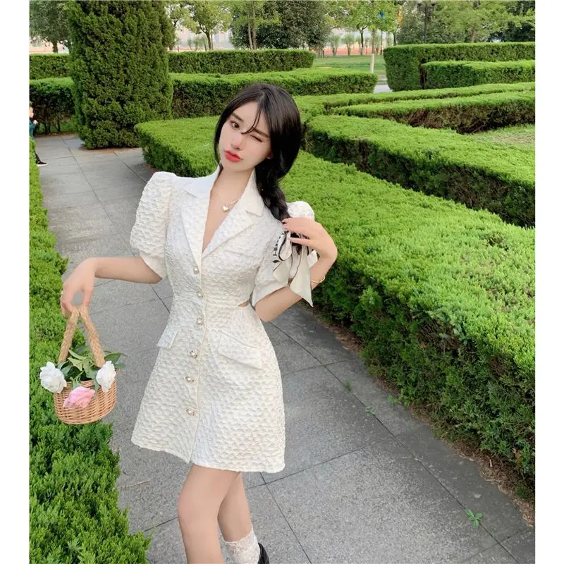 

COIGARSAM Vintage Women dress Puff Sleeve Hollow Out Pearl Dresses White Black 8165