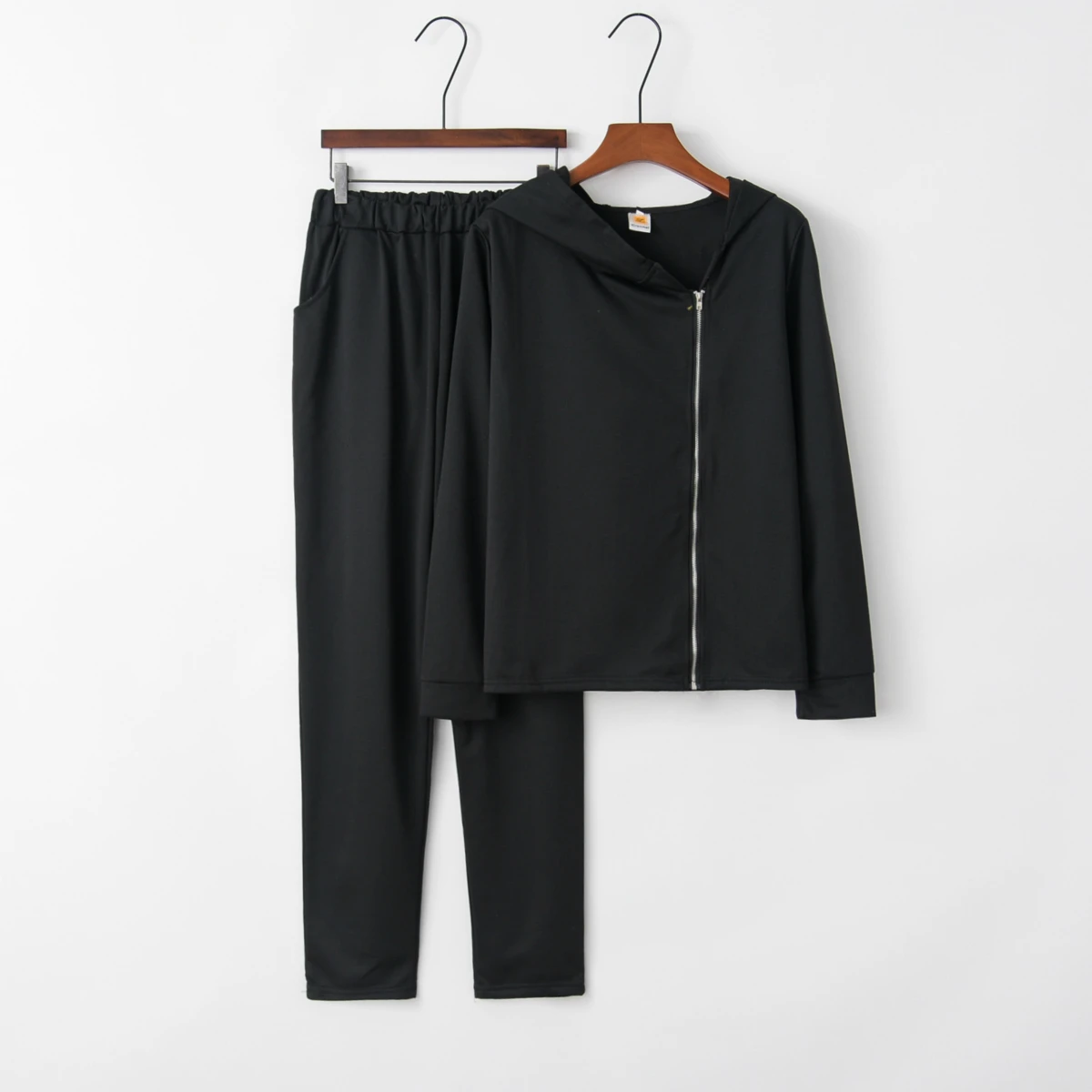 

Casual Fitness Tracksuit Pants and Jacket Two Piece Set Autumn Winter Long Sleeve Zipper Hooded Black Sweatsuit Women Outfits