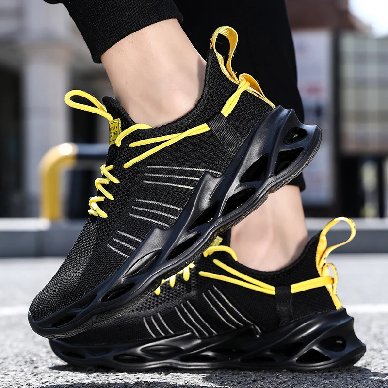 

Men Casual Shoes Sneakers Fashion Light Breathable Trainers For Sapato Sports Spring White Mens Hot Sale Tenisky Panske Work