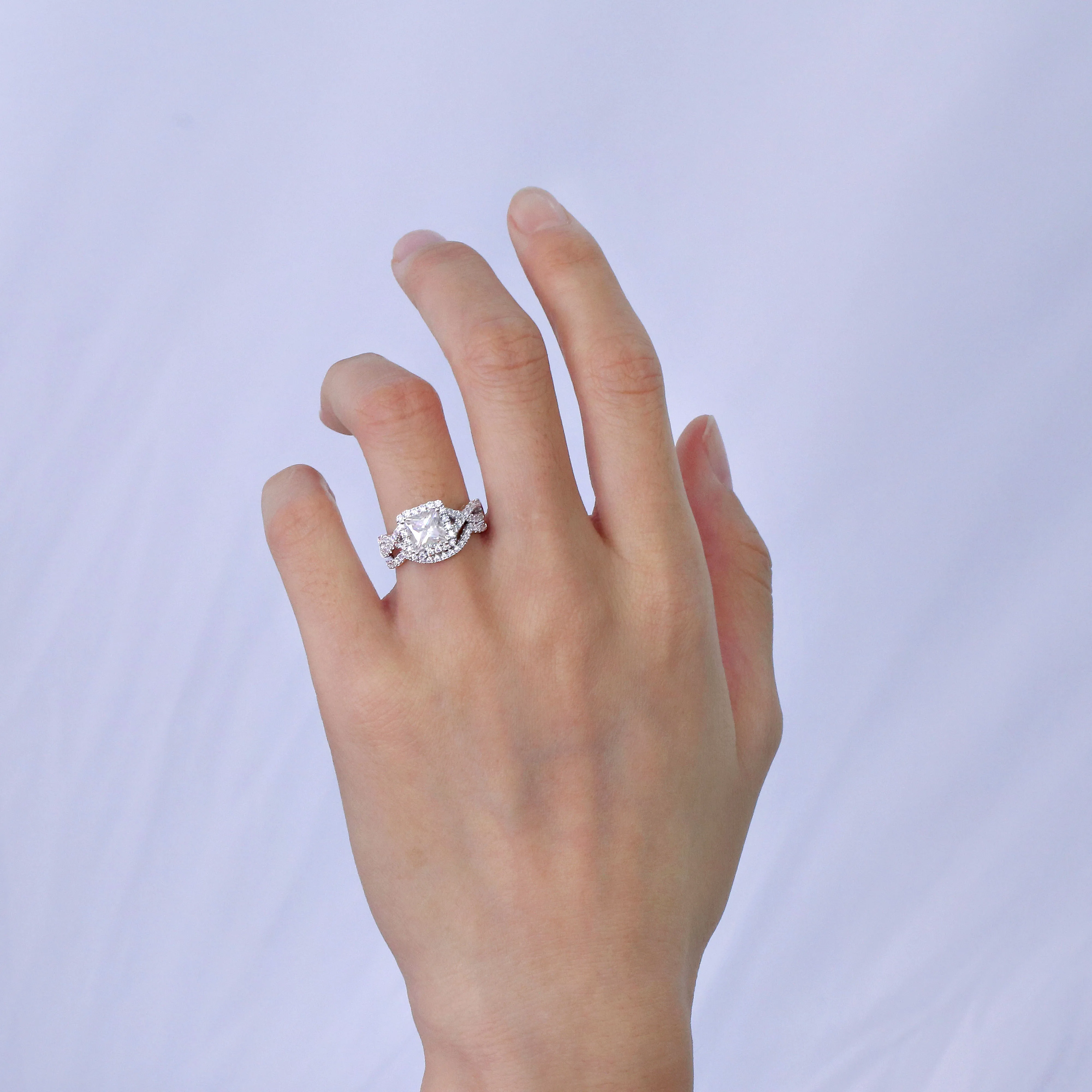 

TransGems Genuine 14K 585 White Gold Bridal Set 2ct 7MM Square Cushion Cut Halo Moissanite Engagement Ring for Women