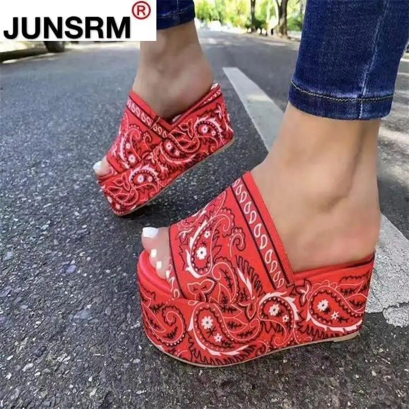 

Fashion Sexy Print Open Toe Platform Comfortable Outdoor Women Slippers Celebrity Style 2021 Summer New Style Plus Size Slippers