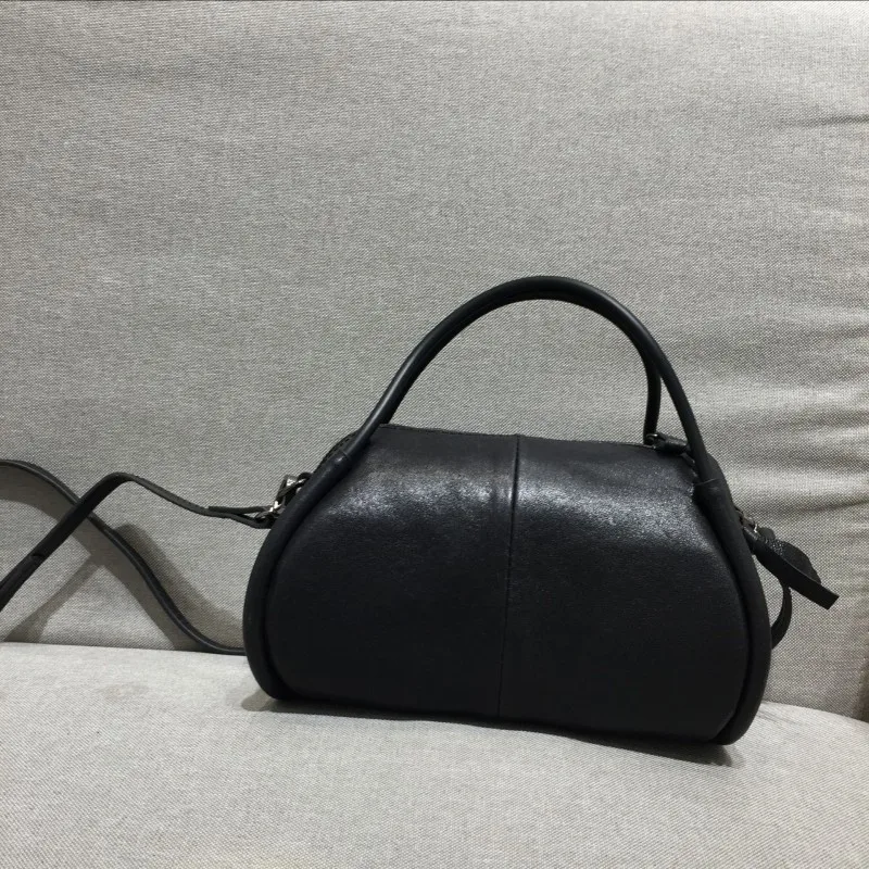 

Vintage Ladies Casual Barrel-shaped Cow Genuine Leather Shoulder Bag Women Small Packing Totes Handbag Black Sling Crossbody Bag