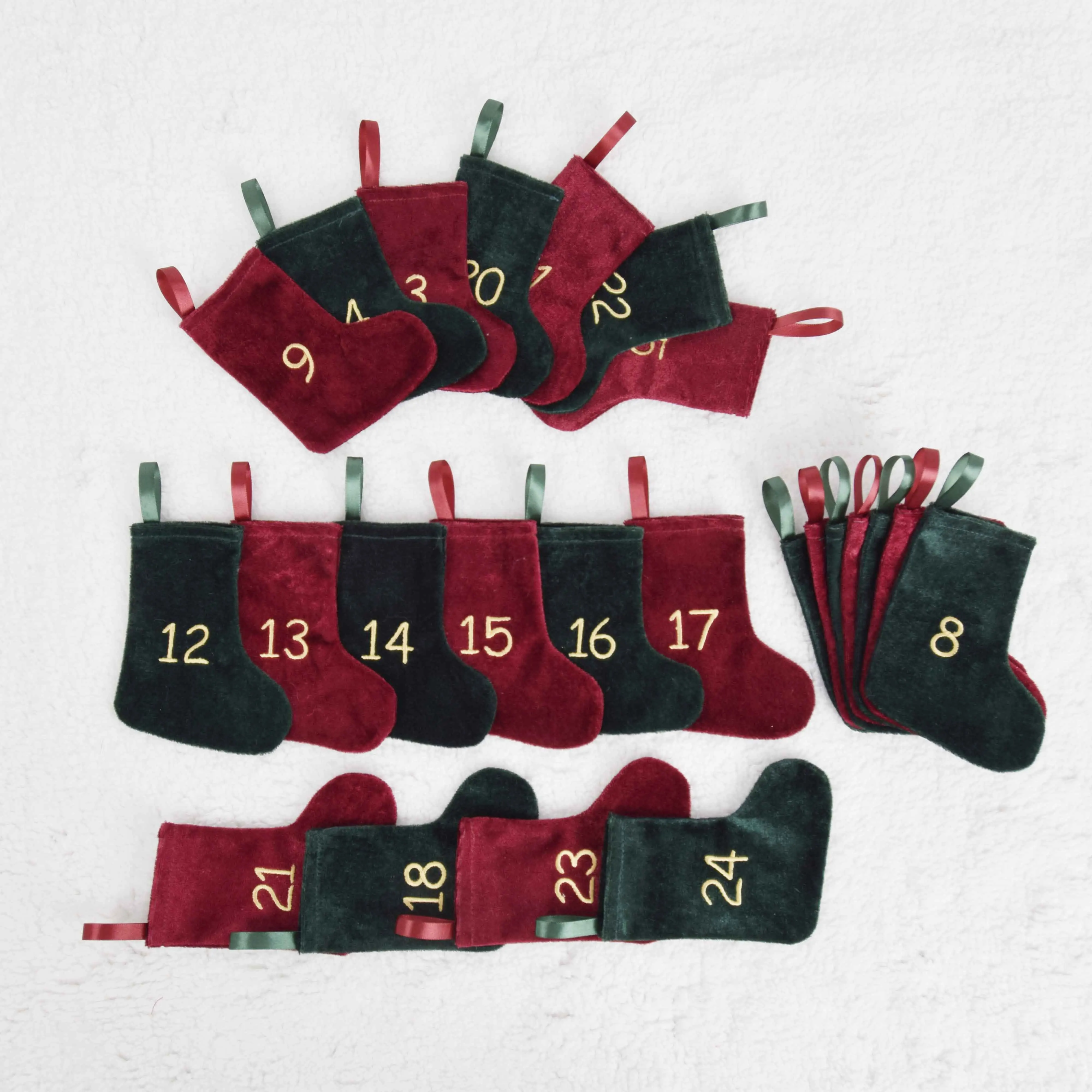 24pcs per set Christmas mini stocking decoration / embroidery numbers 1-24 an advent calendar socks/green and red | Дом и сад
