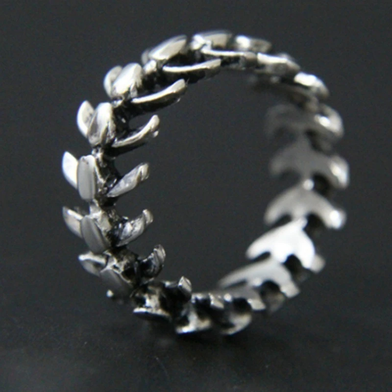 

Fashion popular creative rock hip hop retro simple fish bone men and women universal ring birthday gift party jewelry wholesale