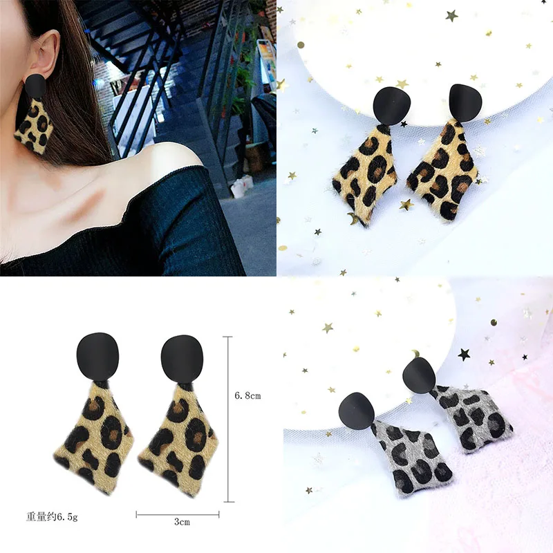 

Fashion Leopard Print Long Women's Pendant Earrings Retro Leather Geometric Golden Punk Large Pendant Earrings Jewelry 2021