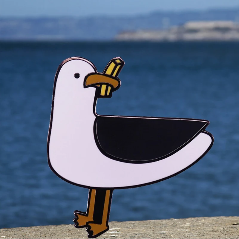 Cheeky Seagull с украденным чипом брошь Забавный Морской Птица на эмали значок