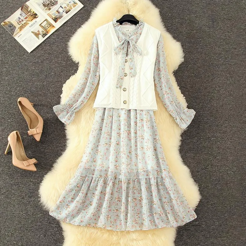 Модное платье с вязаным кардиганом свитер жилет весна-осень 2021 шифоновое