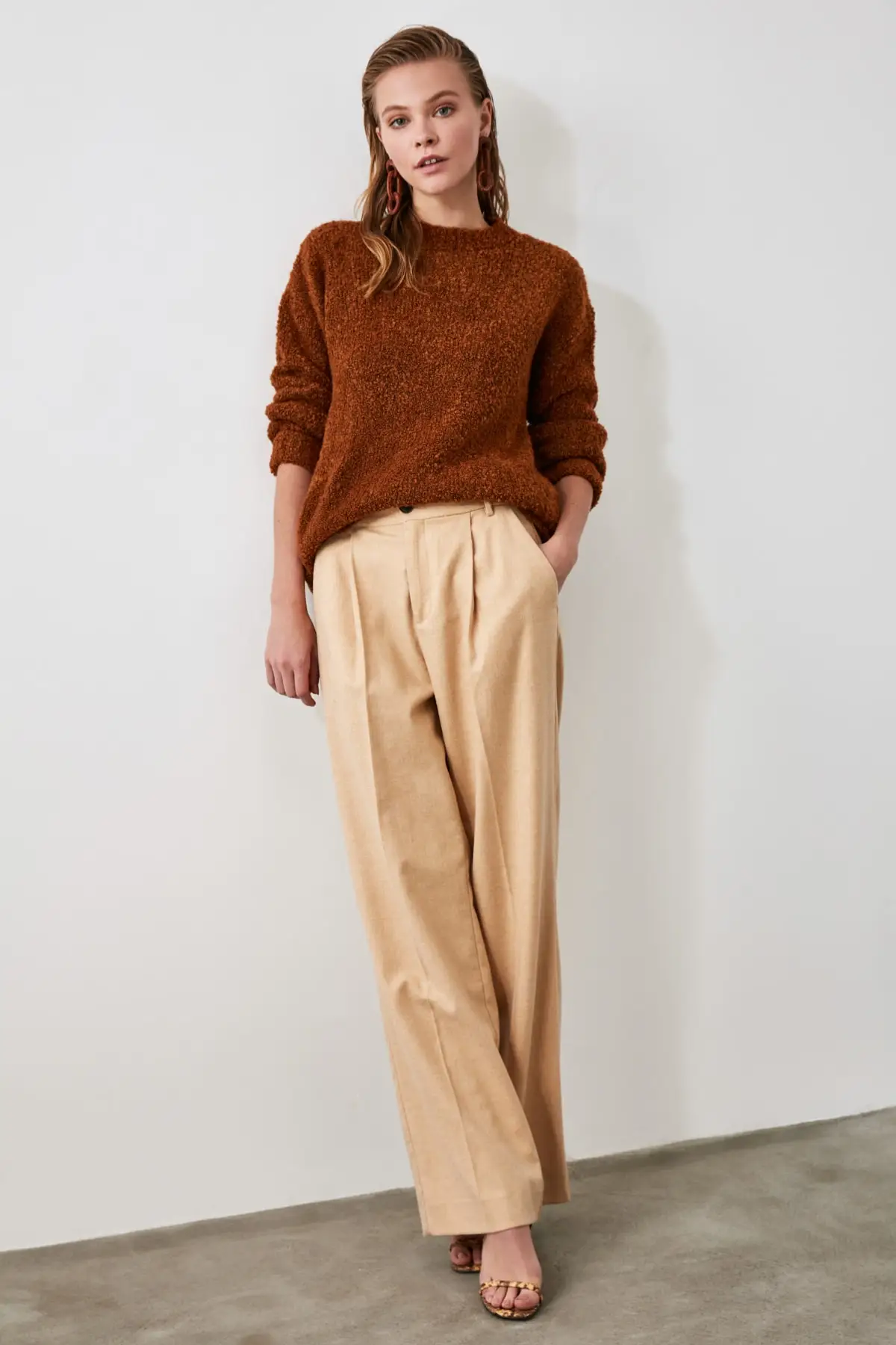 

Trendyol Boucle Knitwear Sweater TWOAW21KZ0406