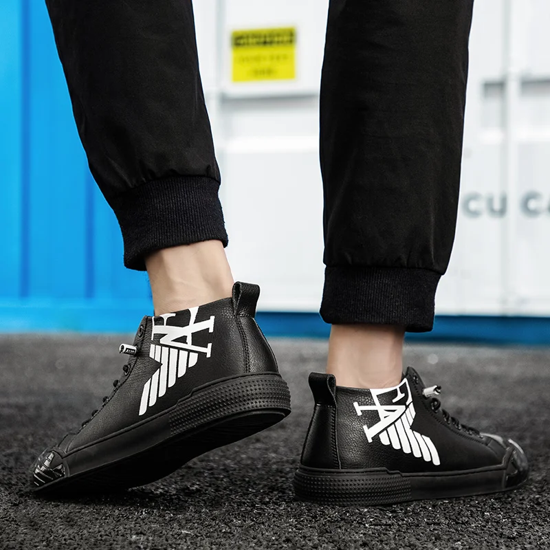 

Winter Plus Velvet Black Skate Shoes Men Leather Men's Skateboard Shoes Non-Slip Designer Shoes Men Zapatillas Deporte Hombre