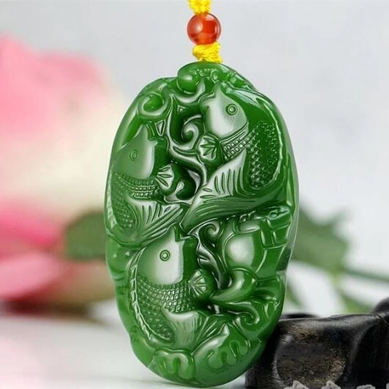 

Natural Green Hand-carved Fish Jade Pendant Fashion Boutique Jewelry for Men and Women with Fish Necklace Every Year