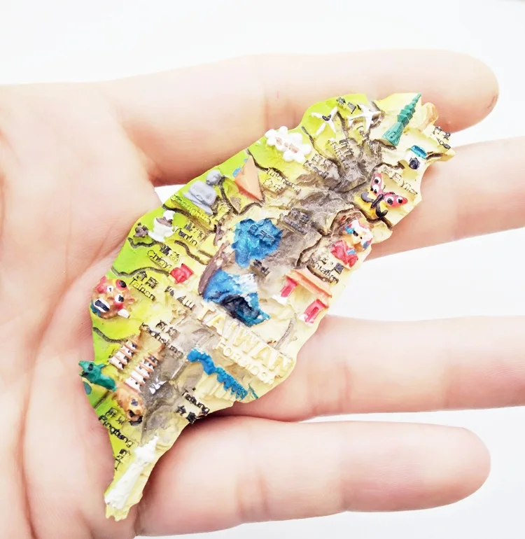 Магнит на холодильник сувенир Бразилия Сантьяго Чили Барселона творческая