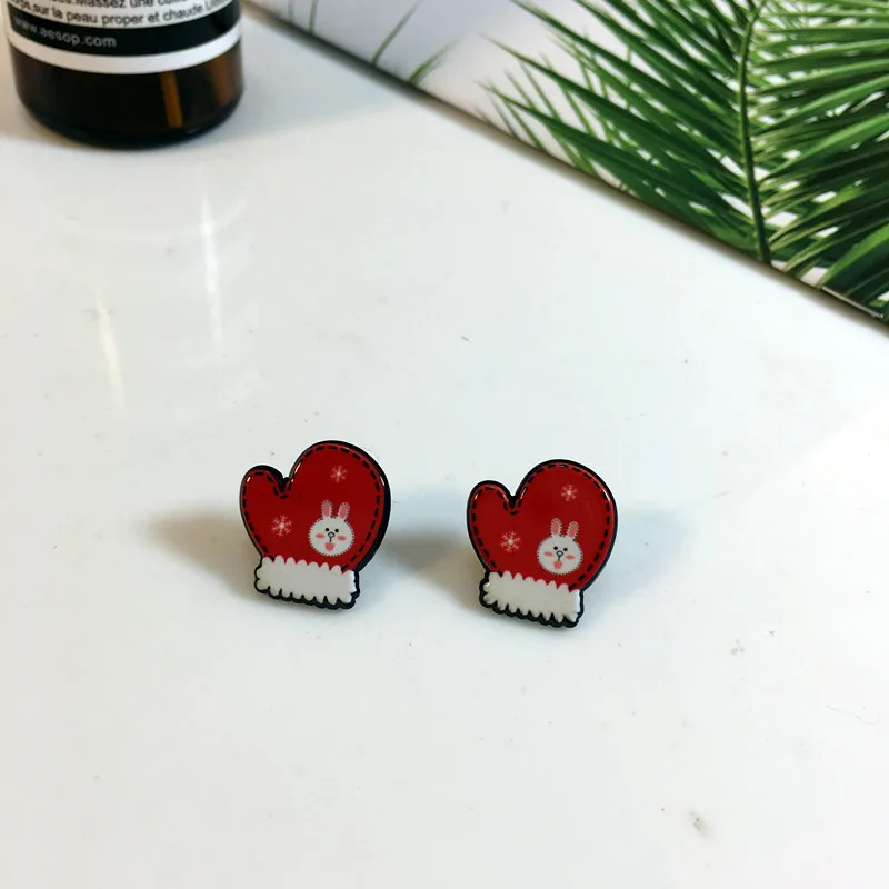 

SNCSDK 2020 Fashion Acrylic cartoon Women's earrings Christmas cute Christmas tree snowflake ornaments all-match Women earring