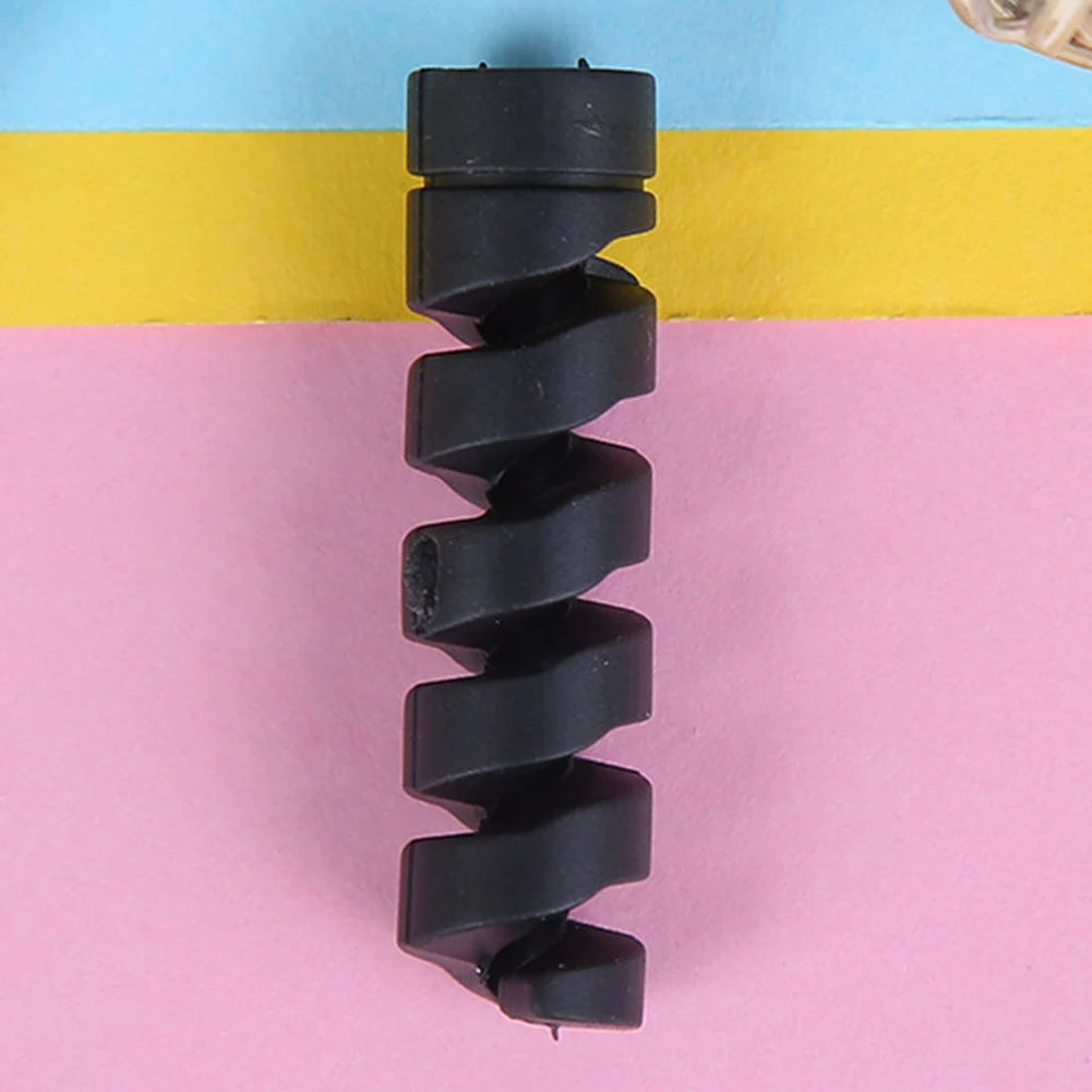 Портативное практичное универсальное USB зарядное устройство с защитой от