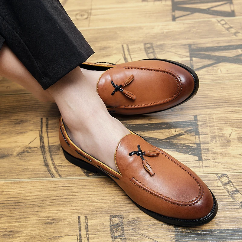 

Men Loafers fashion Leather Breathable Men's Casual Shoes Men outdoor Driving Shoes Flats zapatillas de deporte big size 48