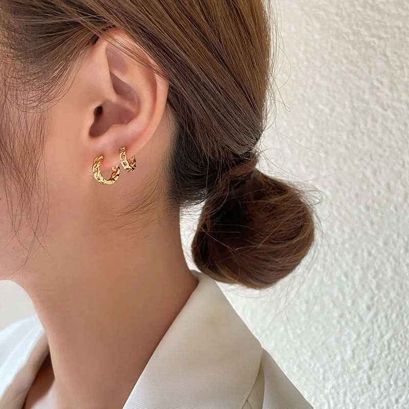 

Vintage Simple Gold Silver Color Clip Earrings For Women Fashion Punk Retro Hollow Stud Earring Girls Statement Jewelry Gift