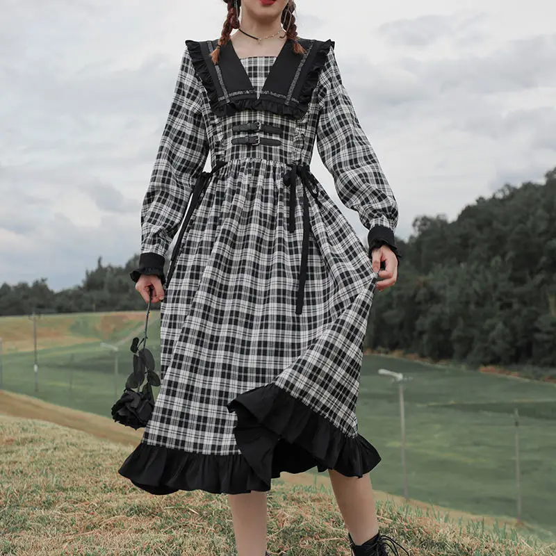 

MAGOGO Autumn French Style Fairy Square -Neck Waist Thinner Long Section Retro Grey Plaid Dress Long Sleeves
