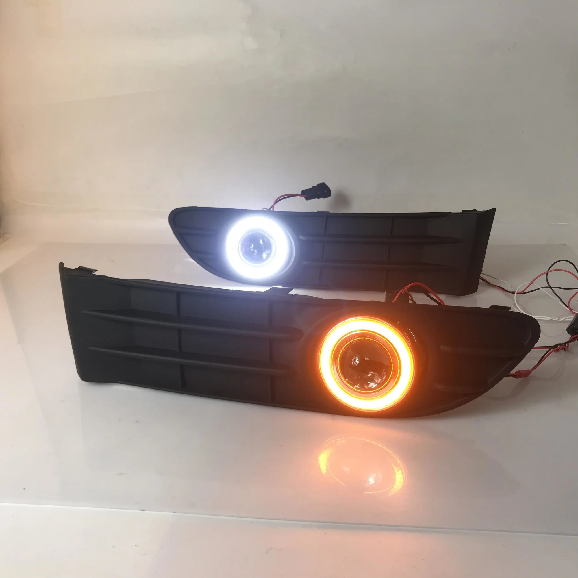 

Osmrk fog lamp driving light assembly For volvo s40 2008-12 cob angel eye led daytime running lights turn signal