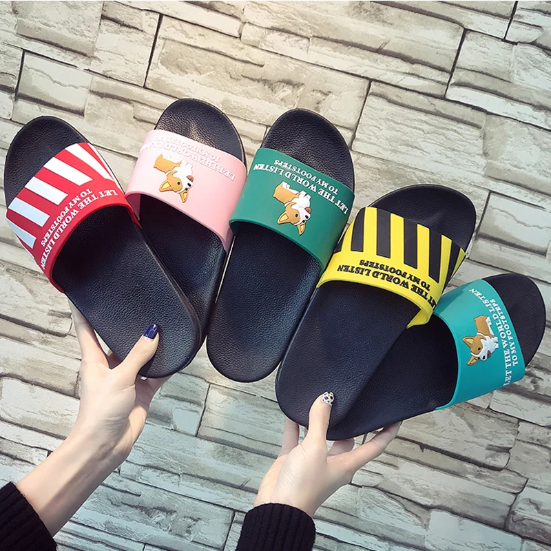Летние женские шлепанцы с героями мультфильмов пляжные домашние тапочки