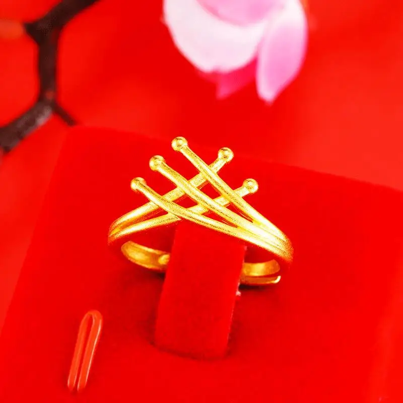 Женское золотое кольцо с короной обручальное геометрическим рисунком 24 к |