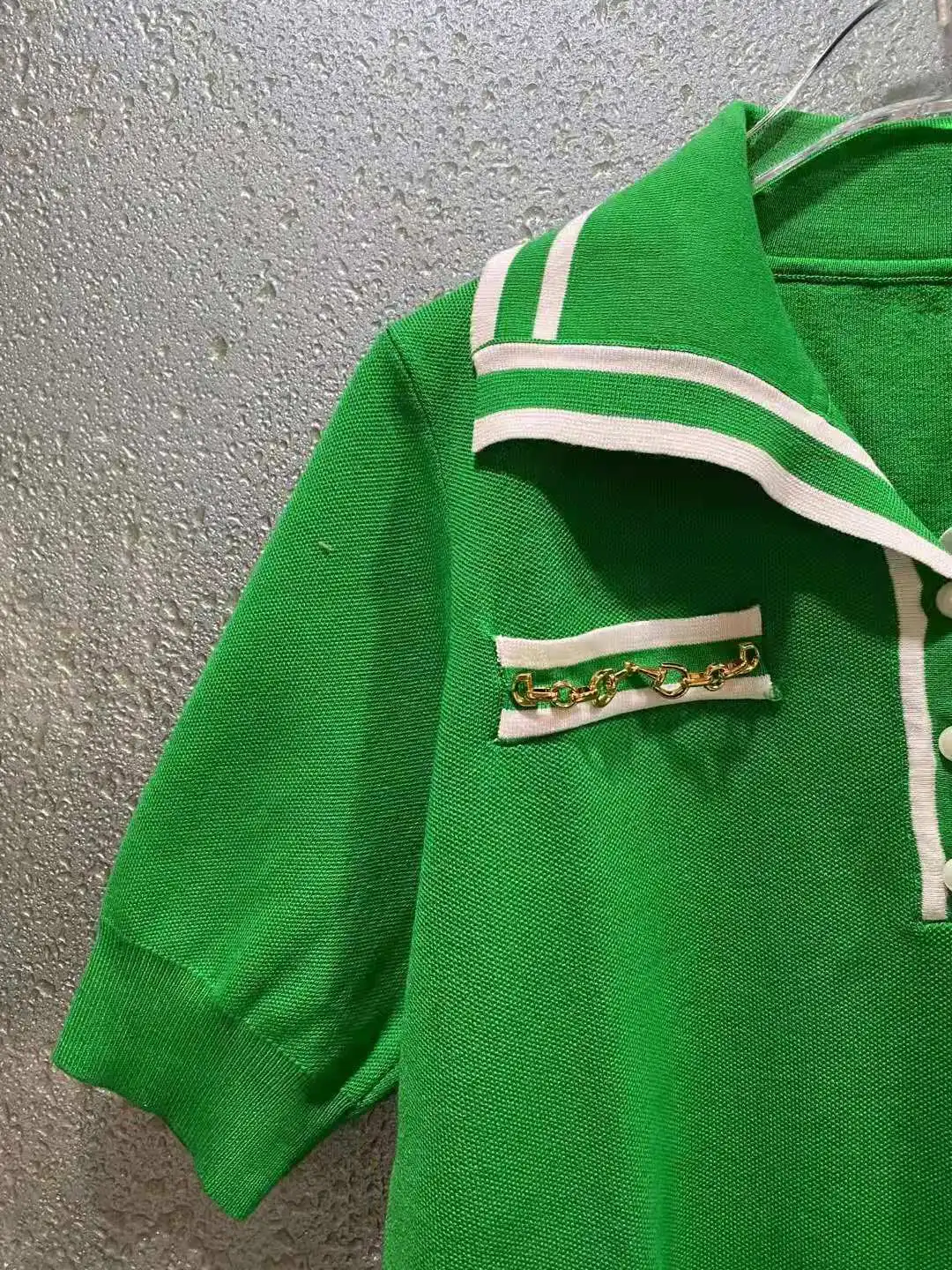 

2021 Runway Spring Turn-collar Stripe Wool Sweater Pullovers Women Short Sleeve Female Casual Sweater Jumper Metal Decoration