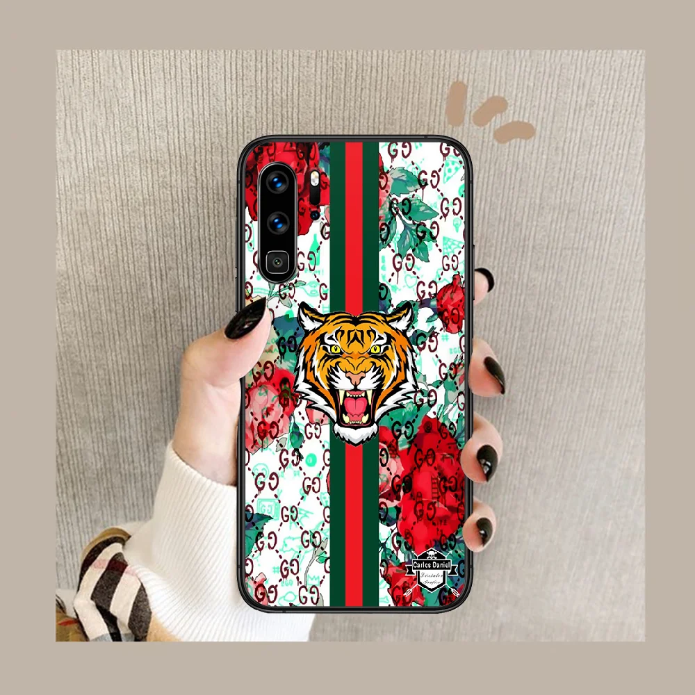 

Italian luxury brand Phone Case For Huawei P Mate 10 20 30 40 Lite Pro smart Z 2019 nova 5t black Cover 3D Back Trend Shell