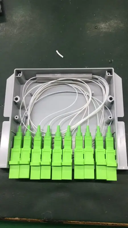 10 шт./лот 1X8 SC APC Сплиттер Волоконно-оптическая коробка FTTH PLC сплиттер коробка с 1X8 плоский волновод Тип оптический сплиттер