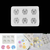 1pcs 3d clear daisy flower silicone molds key chain pendant earrings uv epoxy resin mold for diy craft jewelry making mold tool
