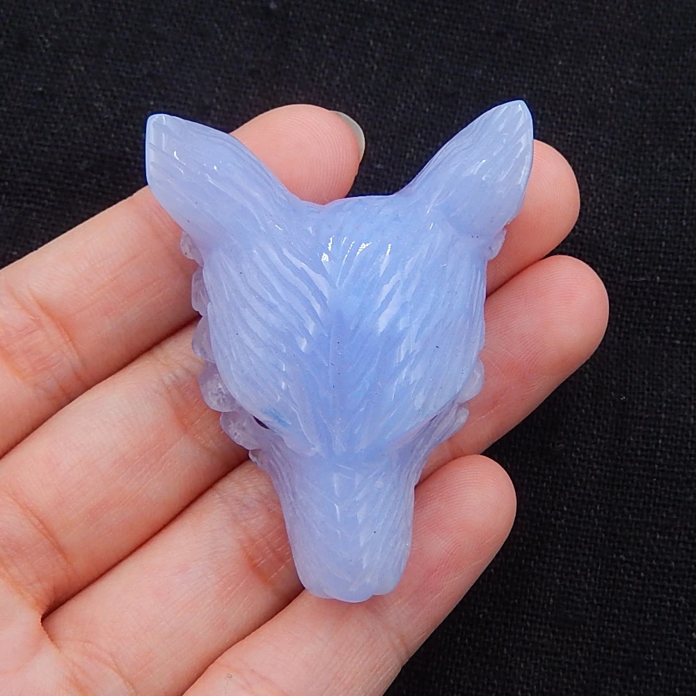 

Natural stone,Carved wolf head Blue lace Agate Fashion gemstone pendant 47x35x17mm,28.4g