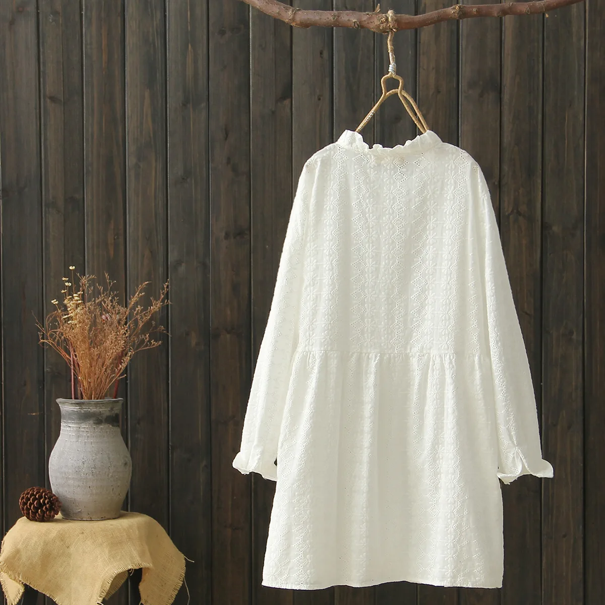 Милое весеннее платье в стиле девушки из леса с кружевом и вышивкой женское миди