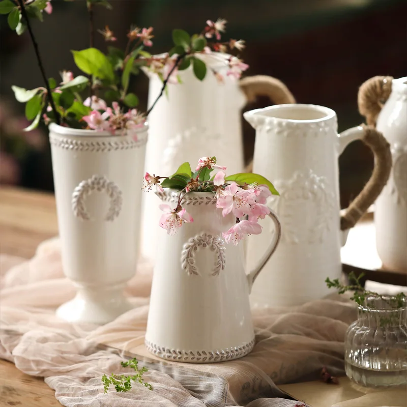 

Nordic Flower Vase Table Minimalist Vintage Creative Office Design Ceramic Aesthetic Vase Indie Room Jarrones Home Decor DF50HP