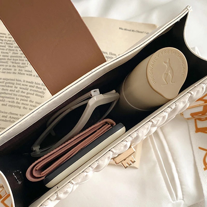 Женская модная белая сумка через плечо из искусственной кожи с резьбовым