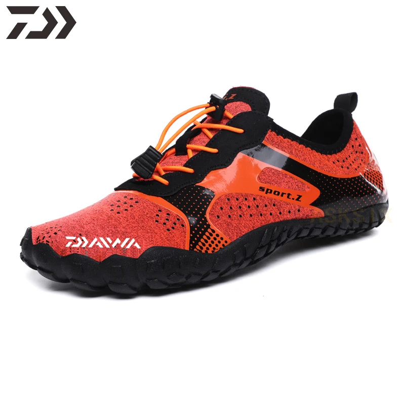 

2021 New Daiwa Breathable Quick Dry Fishing Shoes For Man Shimanos Four Seasons Wading Creek Shoes Outdoor Diving Beach Shoes