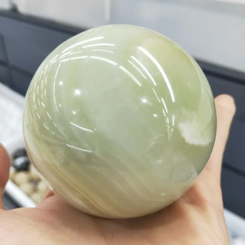 

1pcs Natural Afghanistan Jade Ball Stones Quartz Crystal Home Decoration
