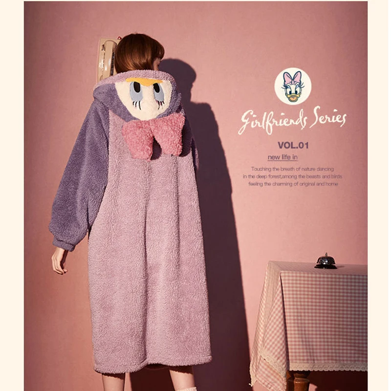 Фото Women's Pajamas Hooded Nightgown Cartoon Cute Warm Pijama Animal Plush Coral Fleece Sleepwear Female Girl Homewear Long Bathrobe Женская Women's Pajamas Hooded Nightgown Cartoon Cute Warm Pijama Animal Plush Coral Fleece Sleepwear Female Girl Homewear Long Bathrobe Женская