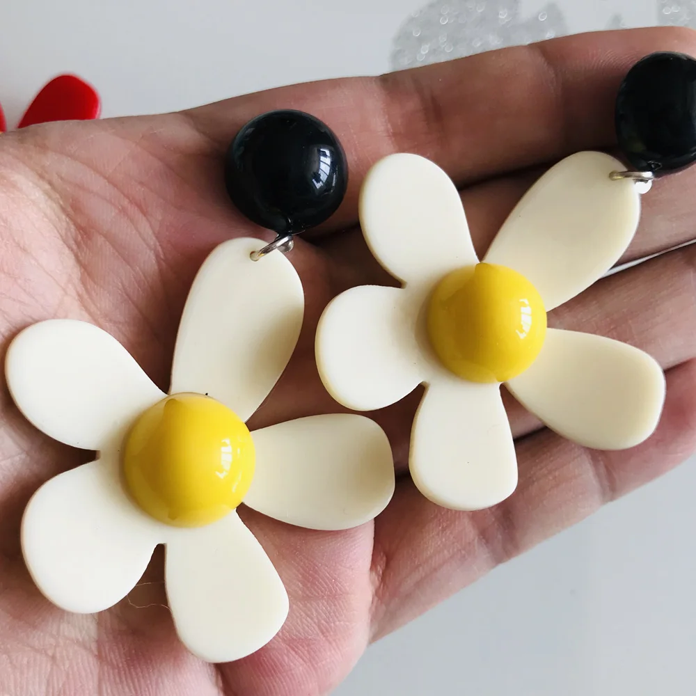 Женские большие акриловые серьги-капли черные и белые модные простые вечерние