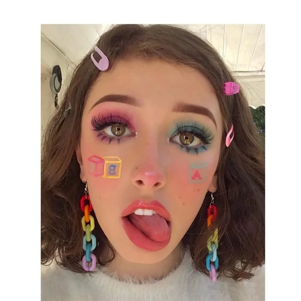 

2022 Candy Color Acrylic Long Chain Statement Earrings Colorful Rainbow Geometric Cool Earrings For Woman Party Jewelry