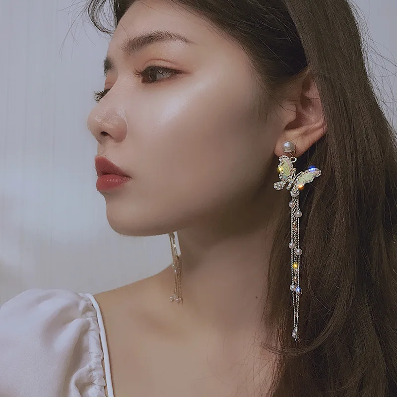Модные дизайнерские ювелирные изделия NPKDS длинные серьги-бабочки с кристаллами и