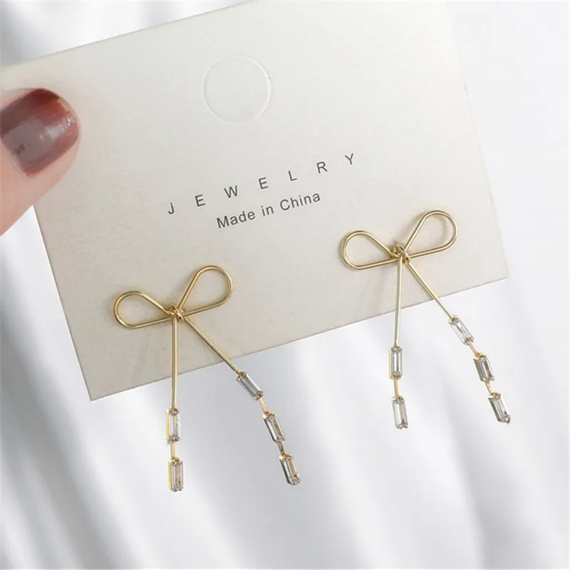 Модные геометрические серьги гвоздики с бантом темпераментные кисточками и