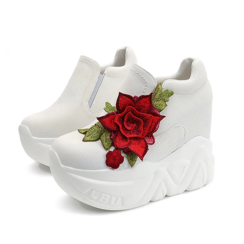 Новинка Мужская обувь без застежки с толстой подошвой на очень высоком каблуке