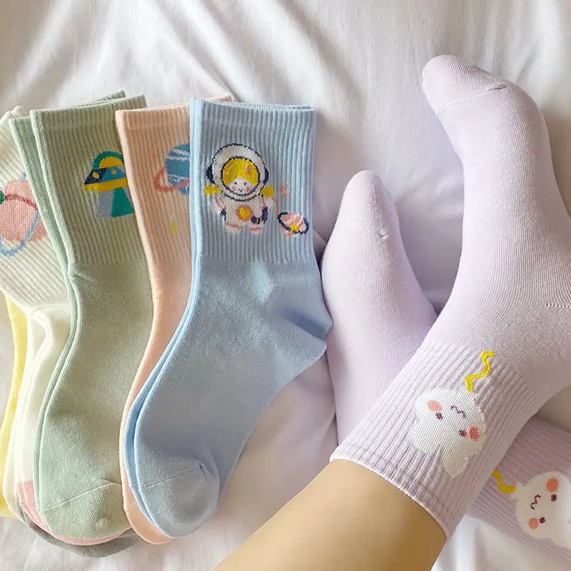 4 pairs of cute cartoon socks kawaii girl rabbit alien spaceship Japanese style sweet woman personality in tube breathable socks