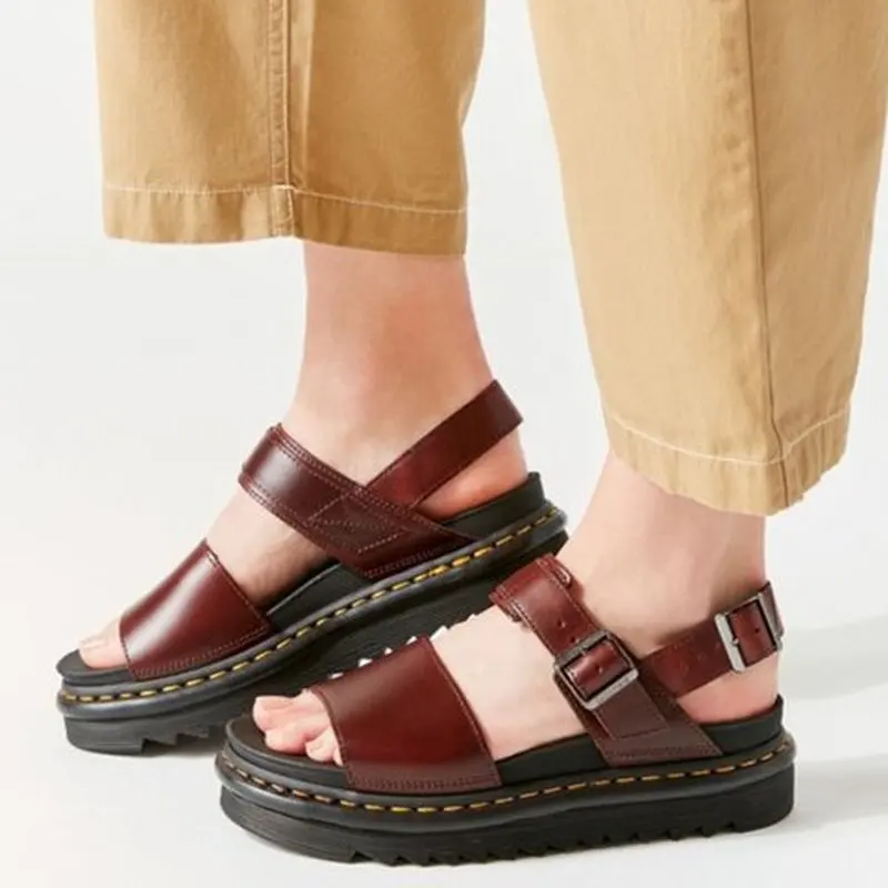 Женские летние пляжные сандалии на плоской подошве размера плюс Обувь танкетке