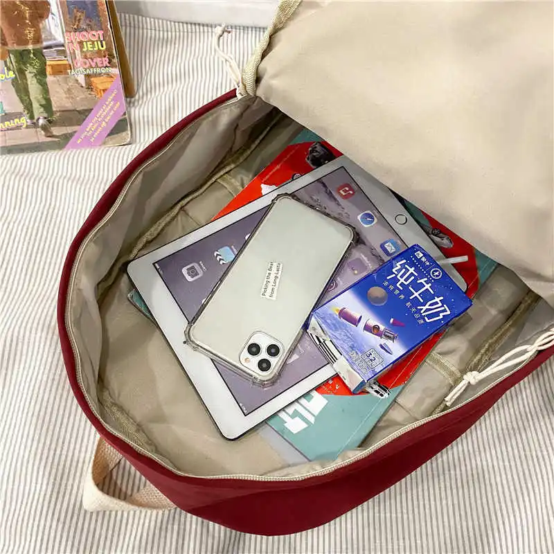 

new embroidered with water nylon female rucksack chess fivela Korean girl's travel bag