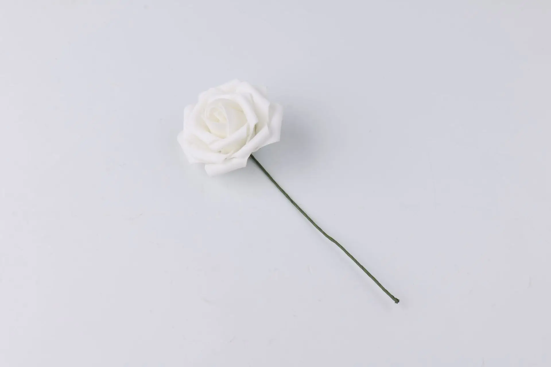 

Manufacturers supply PE torus foam flower head simulation rose flower head wedding accessories holding Valentine's day bouquet