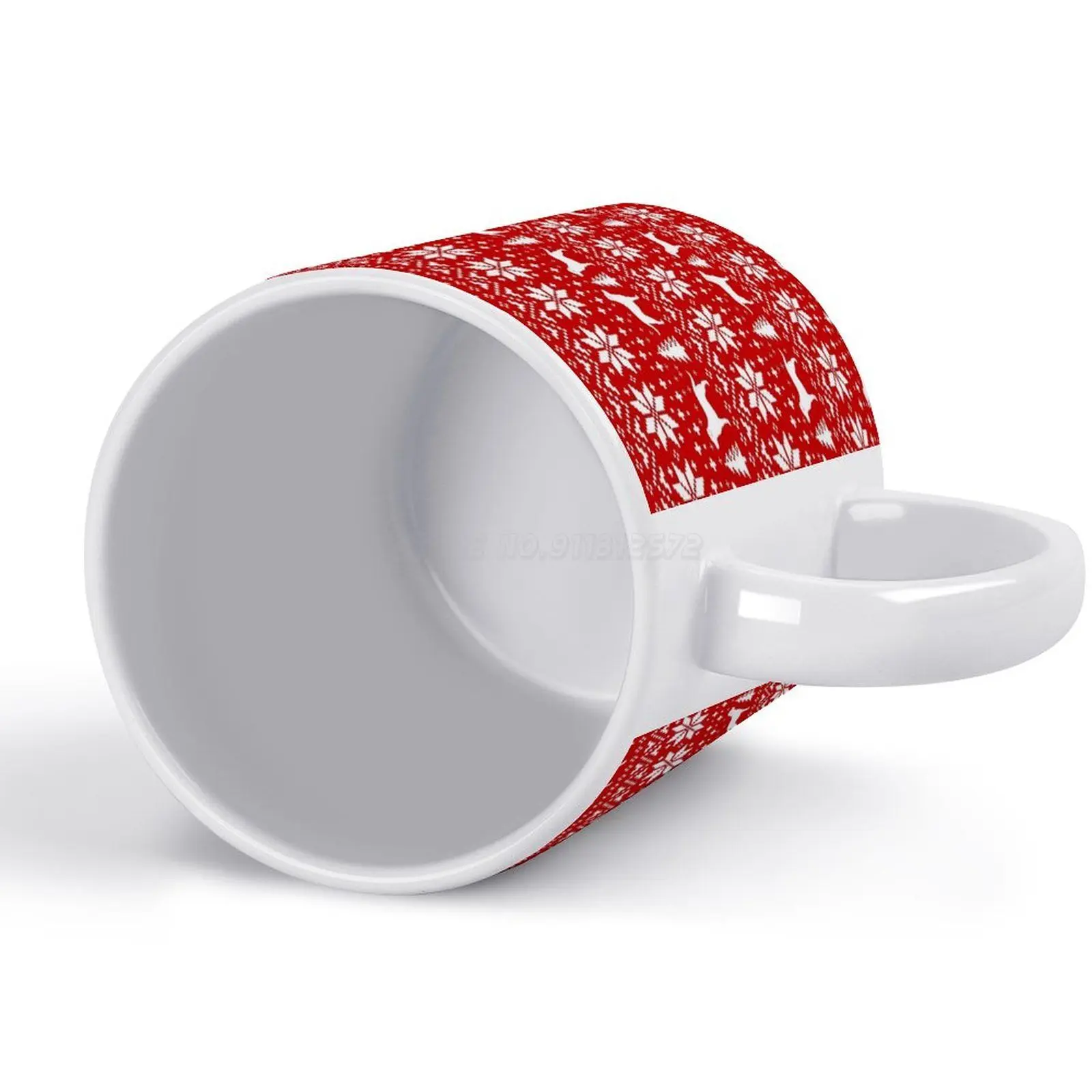 Красно-белая кружка в винтажном стиле с изображением Лабрадора ретривера