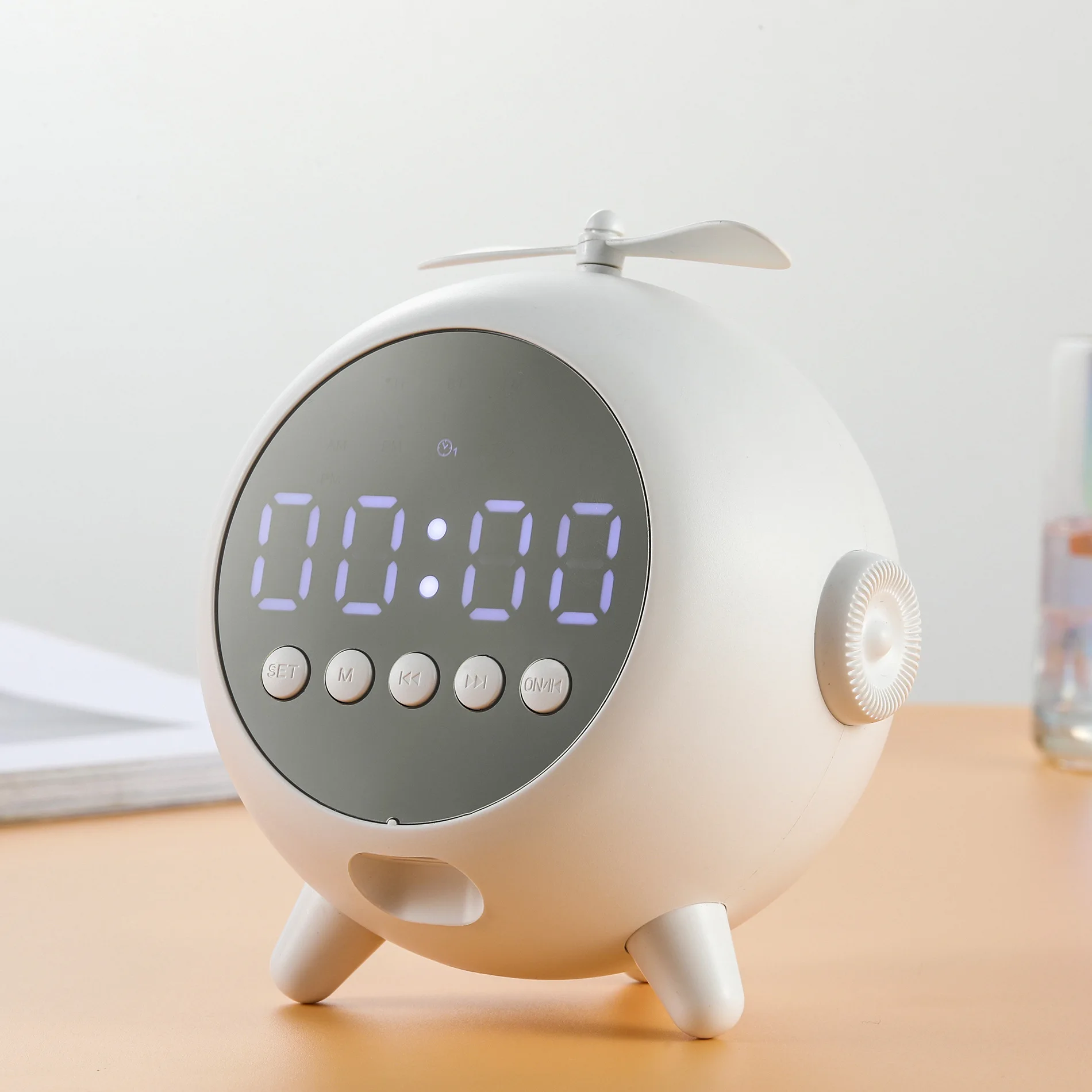 

Часы Φ TWS5.0 Мультяшные часы Мини Портативный Будильник беспроводные аудио 2022 часы светодиодные часы