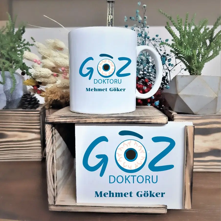 

Personalized Eye Doctor Wood Boxed Mug Cup