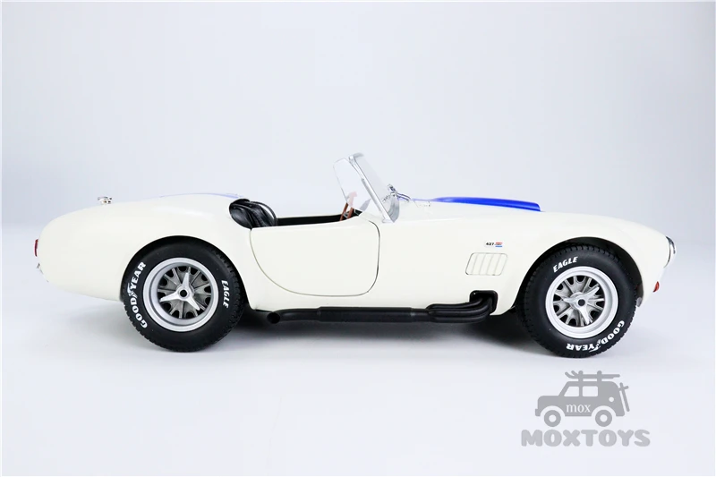 

Solido 1:18 AC COBRA 427 MKII WIMBLEDON WHITE 1965 Diecast Model Car