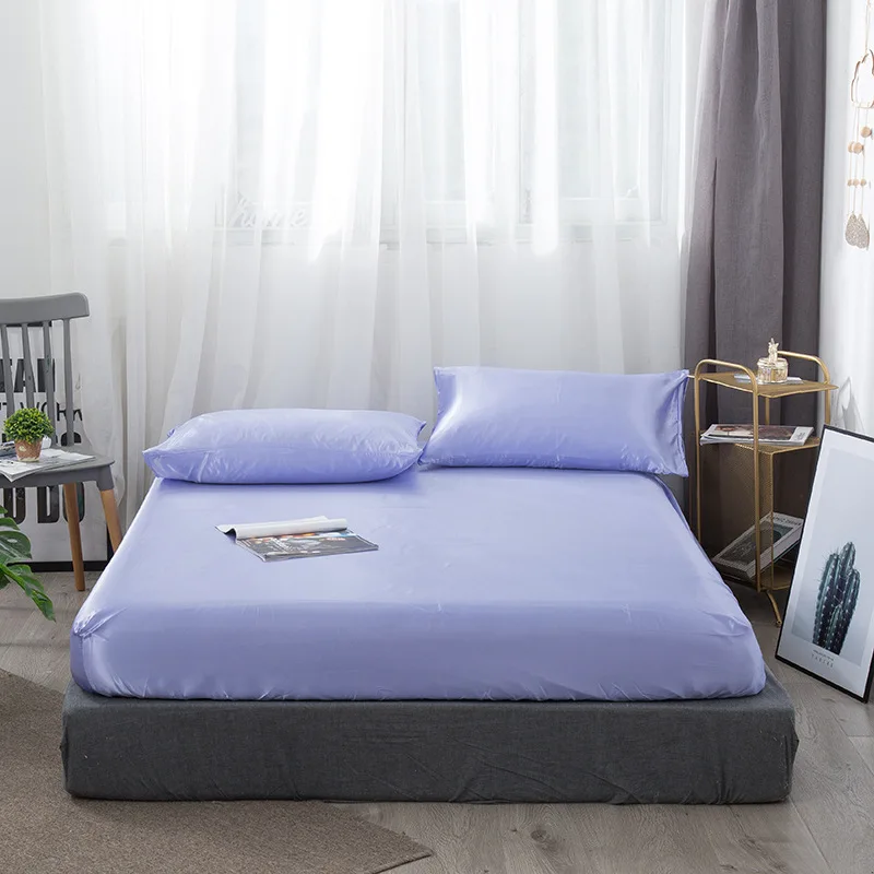 Комплект постельного белья из искусственного шелка черного цвета роскошный