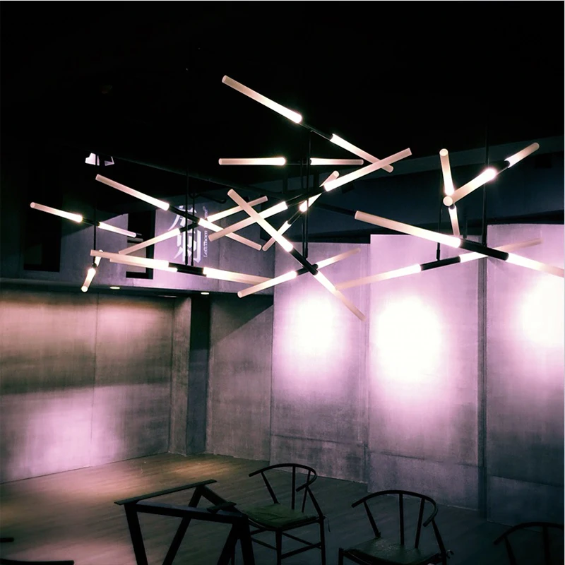 Творческий золотого цвета с украшением в виде кристаллов подвеска &quotВесы&quot